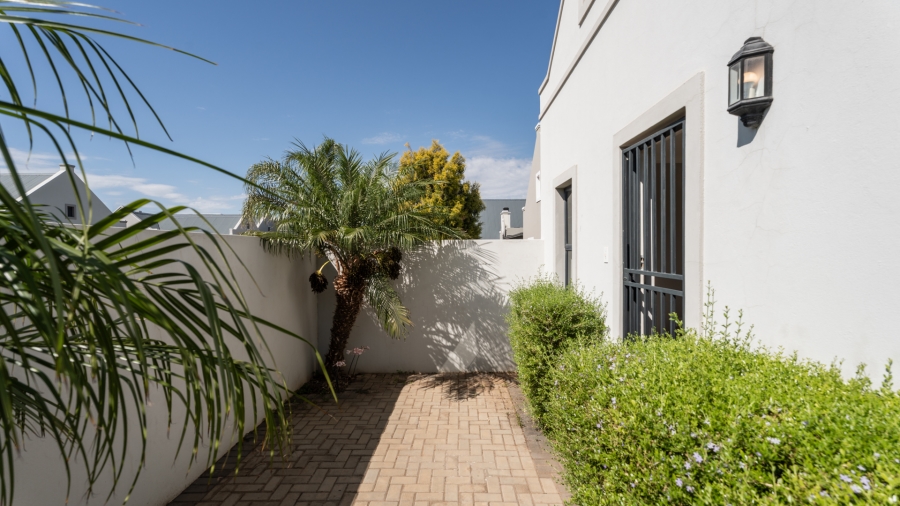 To Let 3 Bedroom Property for Rent in Rouxpark Western Cape